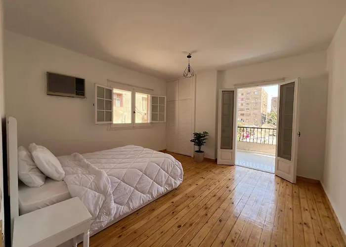 Villa Maadi 35 -R 304- Balcony & Pool View Room