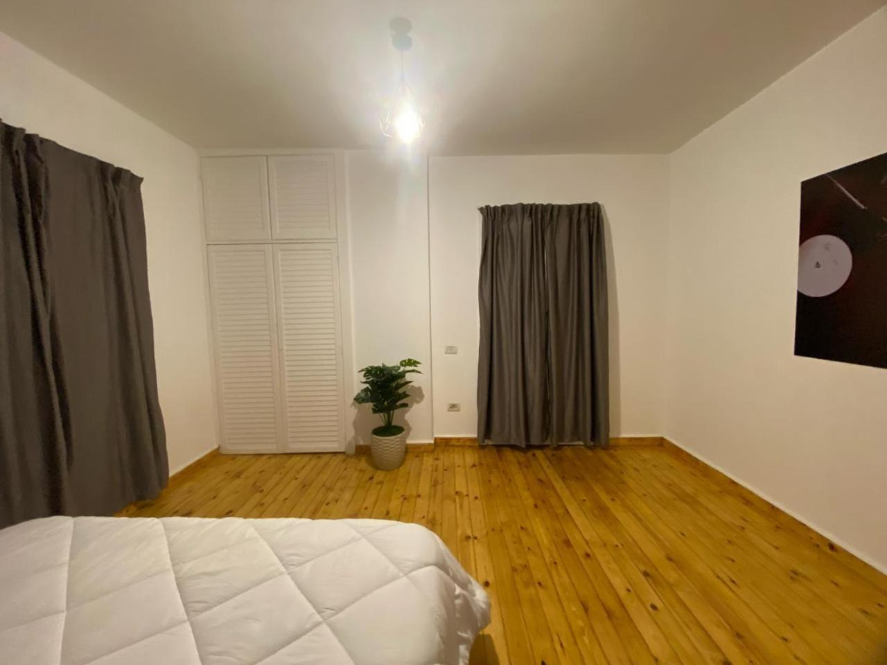 Maadi 35 -r 304- Balcony & Pool View Guest house